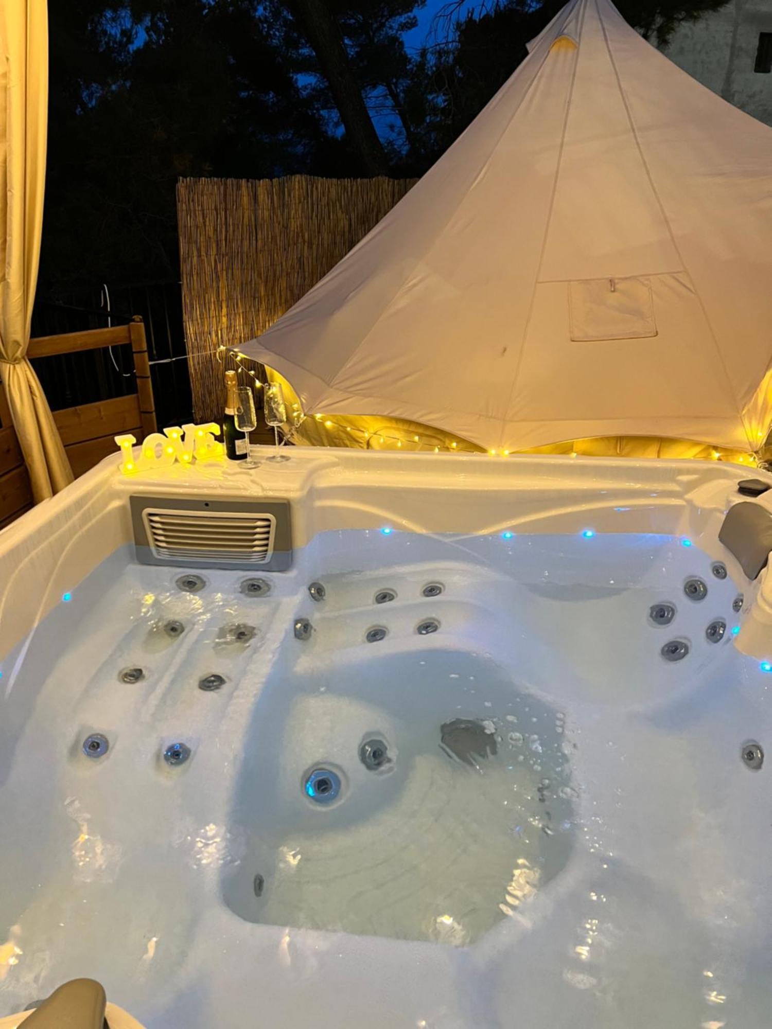 Love Room Tente Lodge Spa Mfg Chez C&C, Exclusivement Reservee Aux Adultes Cantaron Εξωτερικό φωτογραφία