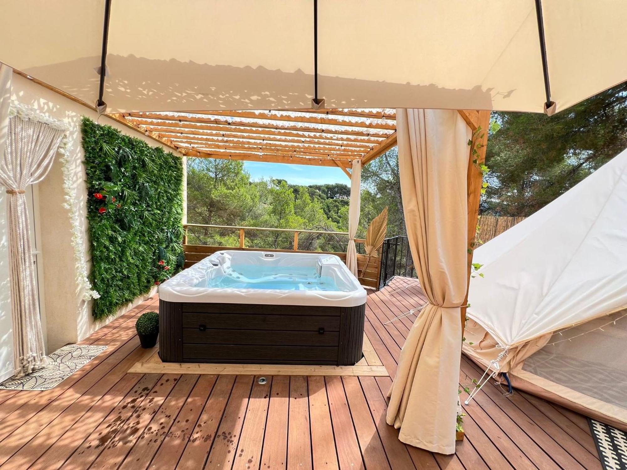 Love Room Tente Lodge Spa Mfg Chez C&C, Exclusivement Reservee Aux Adultes Cantaron Εξωτερικό φωτογραφία