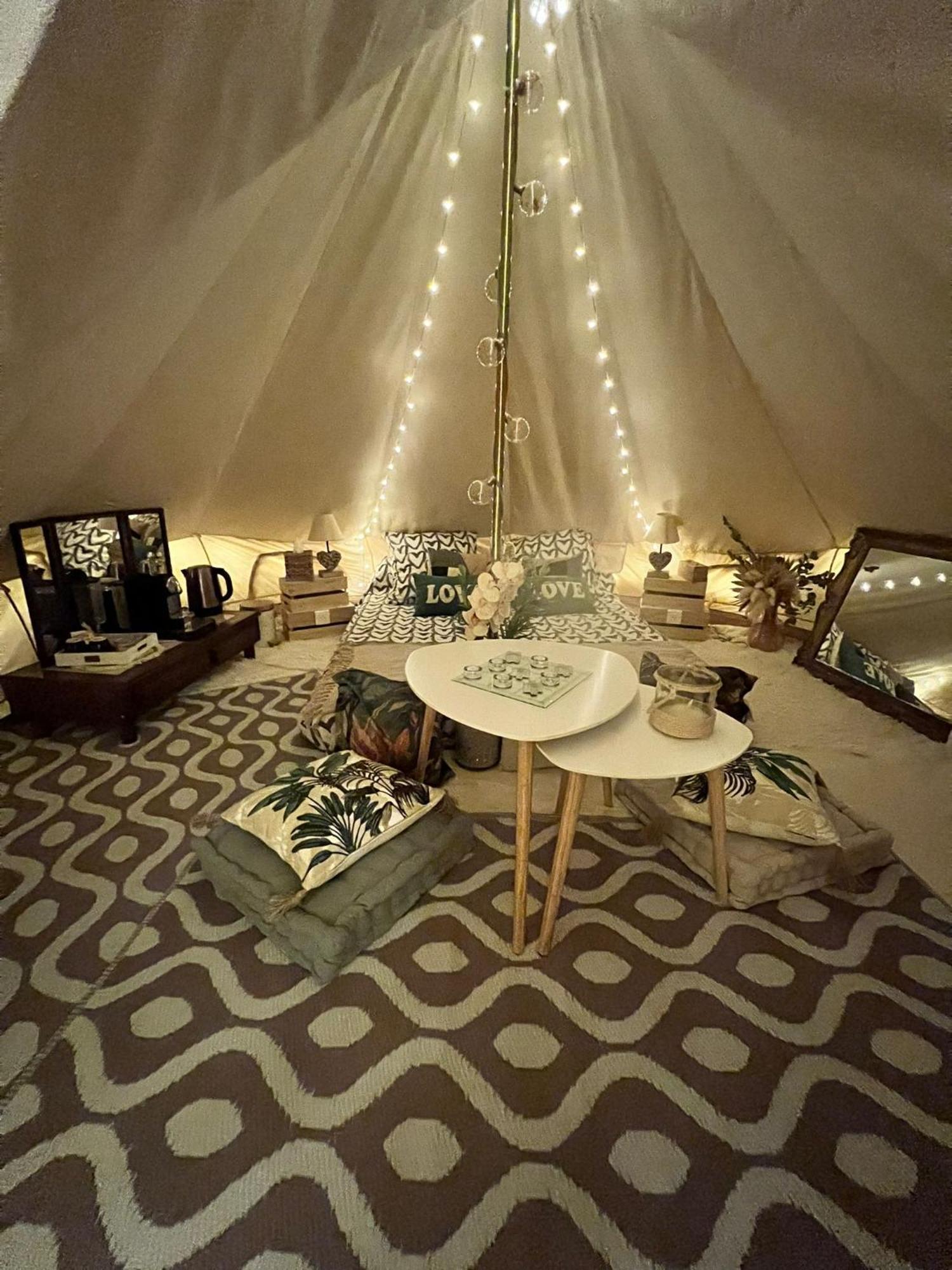 Love Room Tente Lodge Spa Mfg Chez C&C, Exclusivement Reservee Aux Adultes Cantaron Εξωτερικό φωτογραφία