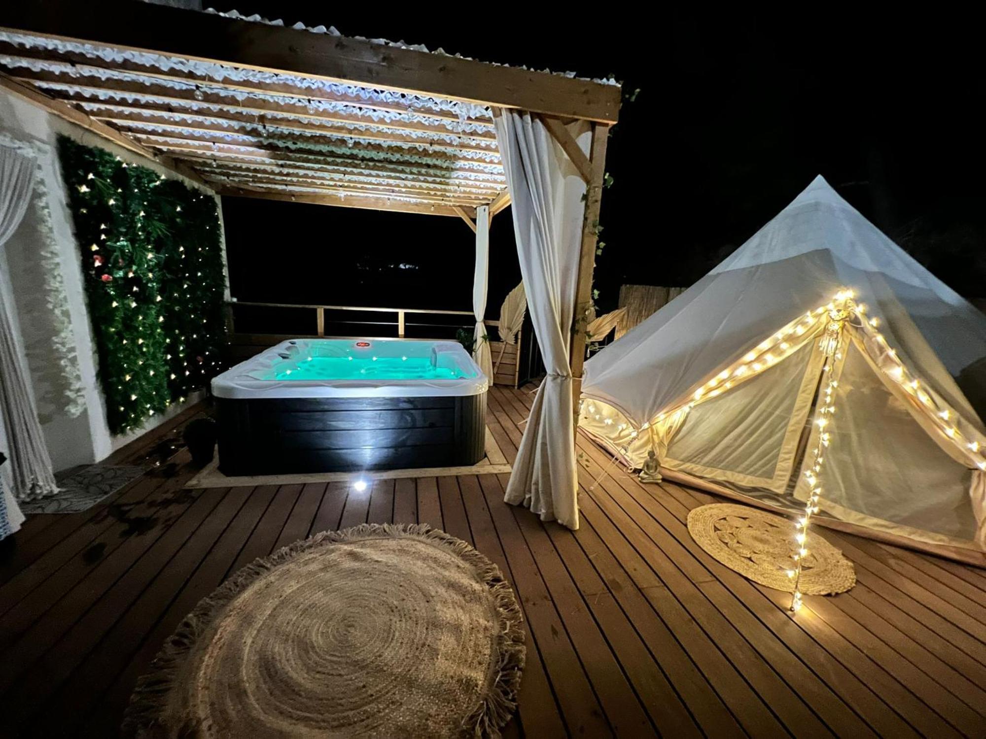 Love Room Tente Lodge Spa Mfg Chez C&C, Exclusivement Reservee Aux Adultes Cantaron Εξωτερικό φωτογραφία
