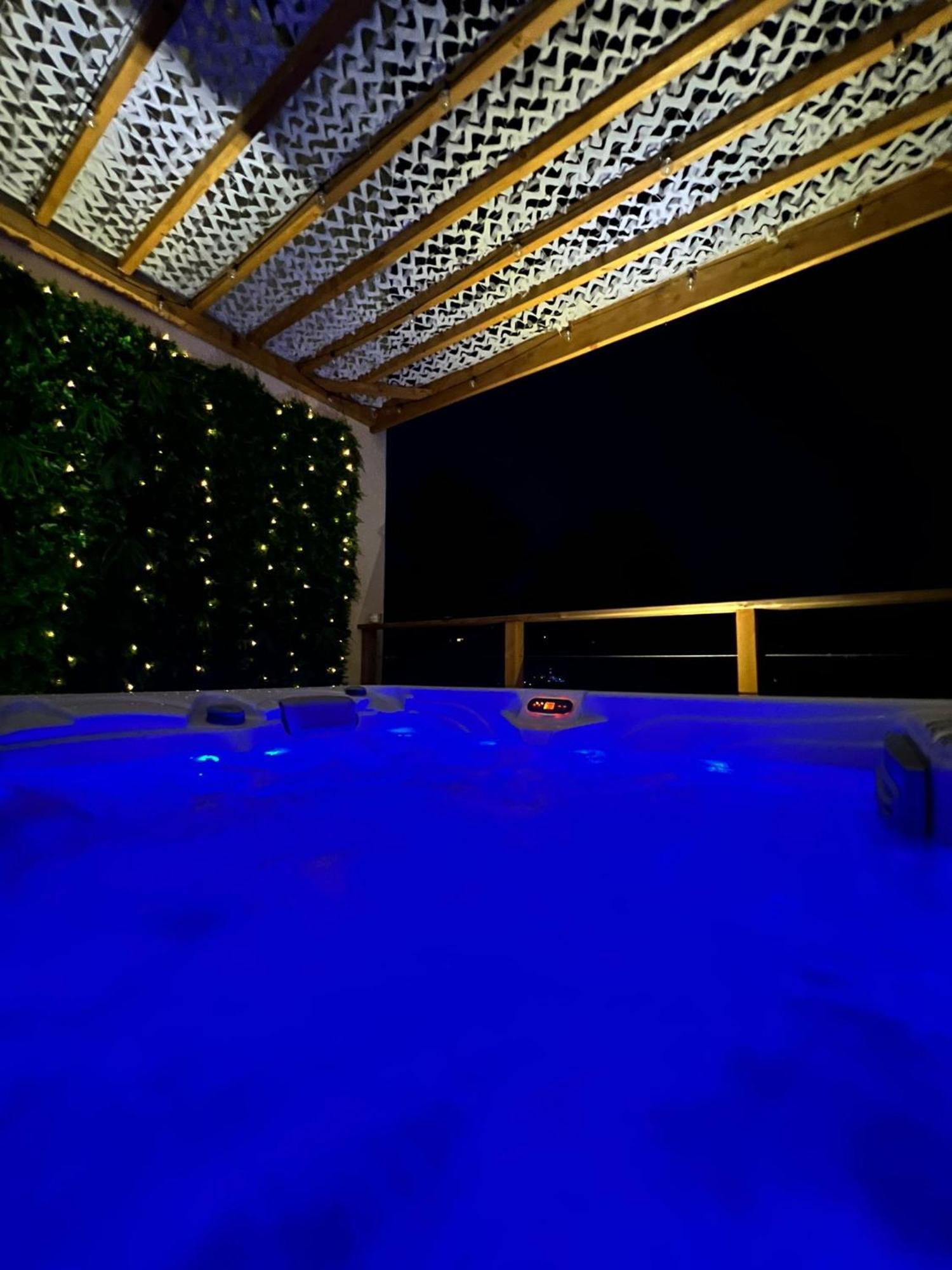 Love Room Tente Lodge Spa Mfg Chez C&C, Exclusivement Reservee Aux Adultes Cantaron Εξωτερικό φωτογραφία
