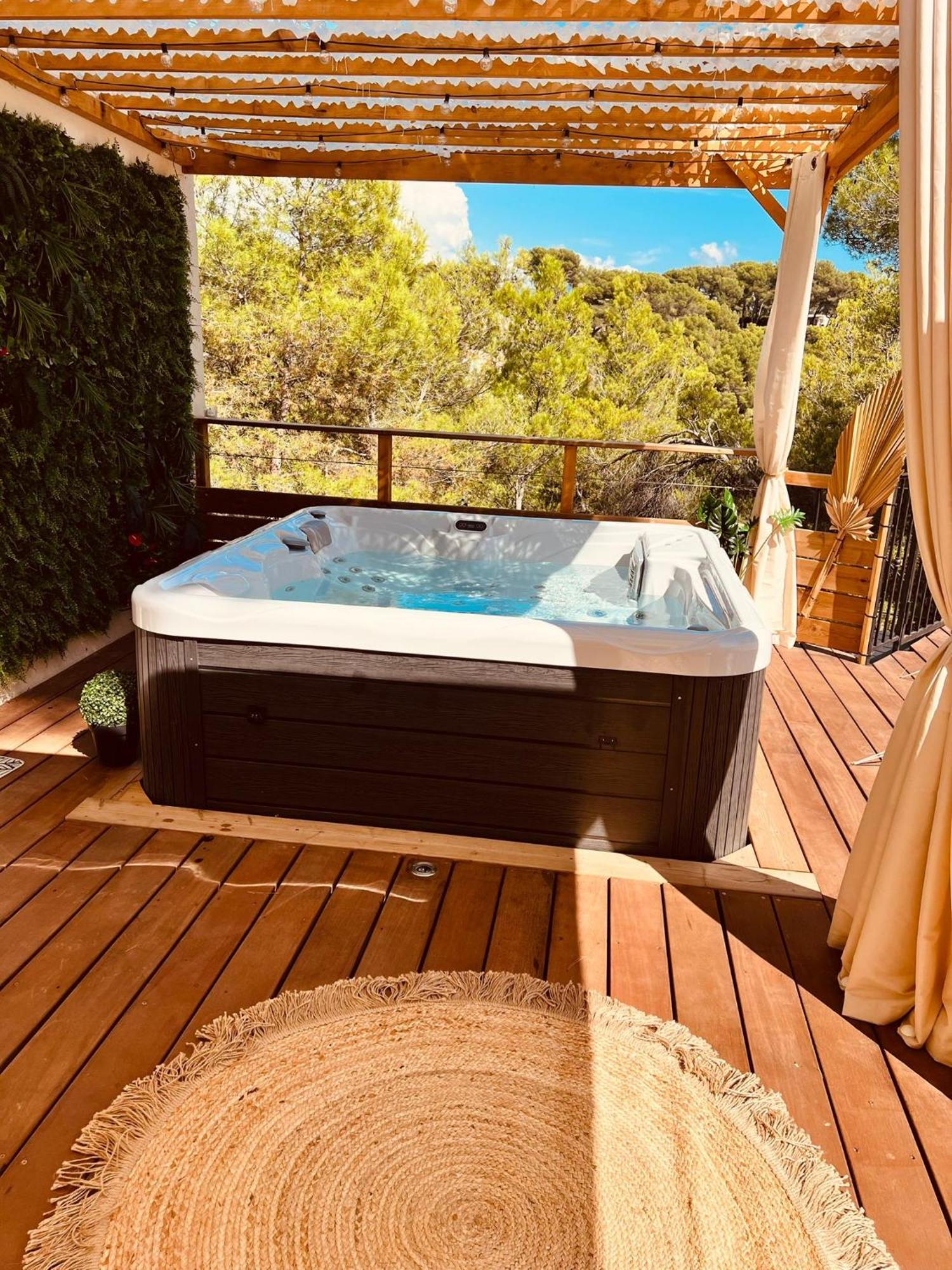 Love Room Tente Lodge Spa Mfg Chez C&C, Exclusivement Reservee Aux Adultes Cantaron Εξωτερικό φωτογραφία